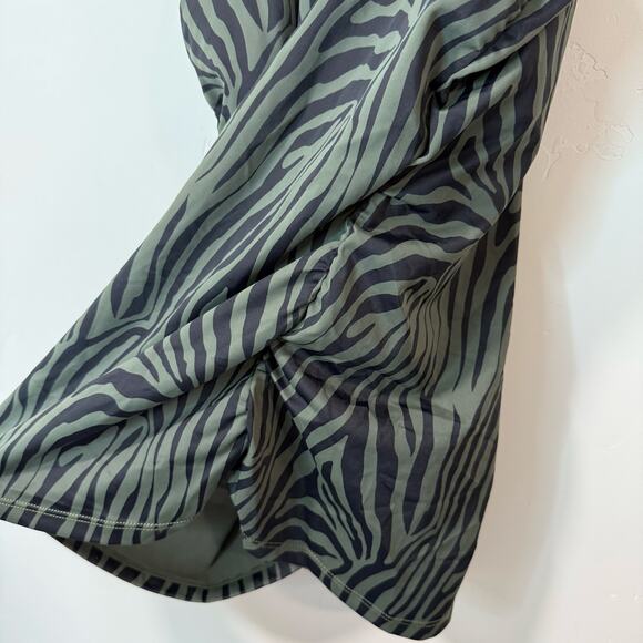 Ruby Ribbon Women's Sports Tank Racerback Square Neck Black Green 44 - Picture 5 of 8